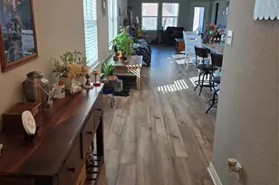 201 Longmount Cv, Liberty Hill, TX 78642 - Photo 2