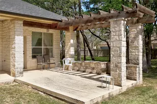 105 Oak Plaza Dr, Georgetown, TX 78628 - Photo 36