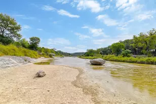 105 Oak Plaza Dr, Georgetown, TX 78628 - Photo 34