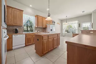 105 Oak Plaza Dr, Georgetown, TX 78628 - Photo 14