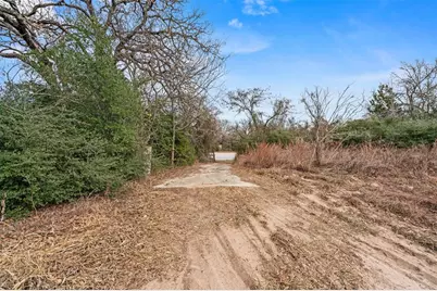 11423 US Hwy 77, Lexington, TX 78947 - Photo 4