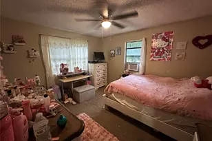 1205 W 10th St, Cameron, TX 76520 - Photo 8