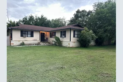 1205 W 10th Street, Cameron, TX 76520 - Photo 1