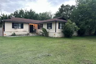1205 W 10th St, Cameron, TX 76520 - Photo 1