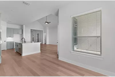 239 West Faulkner Street, Liberty Hill, TX 78642 - Photo 14