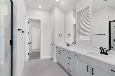 239 West Faulkner Street, Liberty Hill, TX 78642 - Photo 16