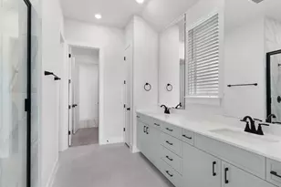 239 W Faulkner St, Liberty Hill, TX 78642 - Photo 16