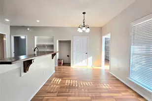 6 Sunflower Cir, New Braunfels, TX 78130 - Photo 6