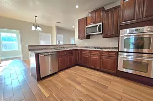 6 Sunflower Cir, New Braunfels, TX 78130 - Photo 10