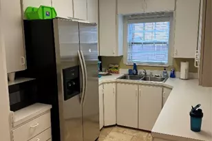 1504 W Koenig Ln, Austin, TX 78756 - Photo 4