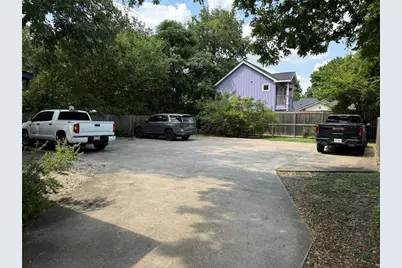 1504 W Koenig Lane, Austin, TX 78756 - Photo 6