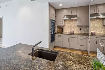 360 Nueces Street #1411, Austin, TX 78701 - Photo 6