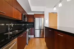 603 Davis St, Austin, TX 78701 - Photo 2