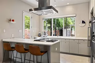 613 W Annie St, Austin, TX 78704 - Photo 8