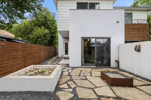 613 W Annie St, Austin, TX 78704 - Photo 4