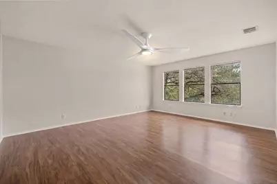 8905 Bridgewood Trail, Austin, TX 78729 - Photo 22