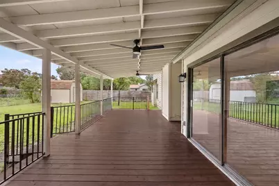 8905 Bridgewood Trail, Austin, TX 78729 - Photo 32