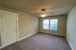 1601 Miriam Ave, Austin, TX 78702 - Photo 14