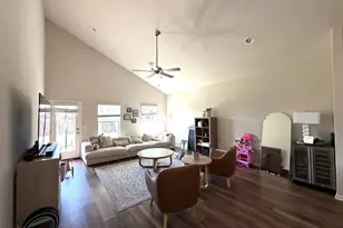 4224 Buffalo Ford Rd, Georgetown, TX 78628 - Photo 8