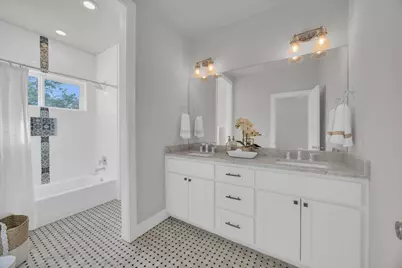 501 Alva Drive, Briarcliff, TX 78669 - Photo 20