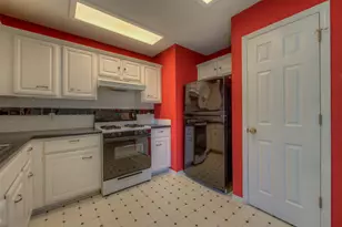 13500 Dulles Ave, Austin, TX 78729 - Photo 8