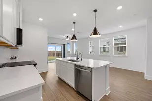 2568 Jack Nora Wy, Round Rock, TX 78665 - Photo 6