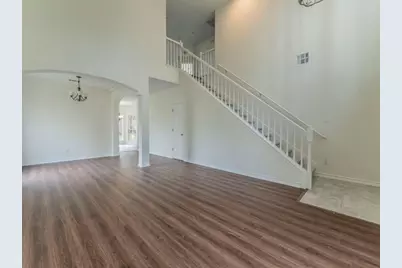 1102 W Park Street, Cedar Park, TX 78613 - Photo 4