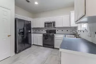 1102 W Park St, Cedar Park, TX 78613 - Photo 12