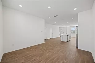 310 Puerto Plata Ave, Bastrop, TX 78602 - Photo 8