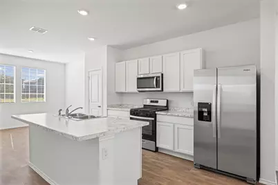 310 Puerto Plata Avenue, Bastrop, TX 78602 - Photo 2