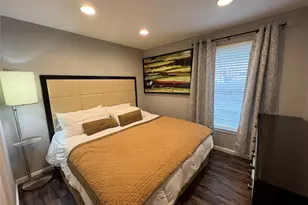 512 Krebs Ln, Austin, TX 78704 - Photo 14