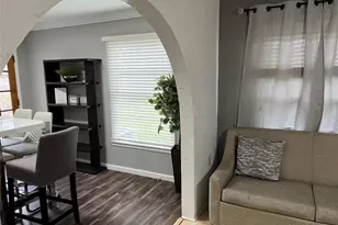 512 Krebs Ln, Austin, TX 78704 - Photo 4
