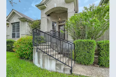 11918 Loomis Drive, Austin, TX 78738 - Photo 2