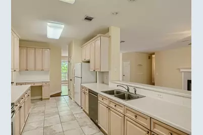 11918 Loomis Drive, Austin, TX 78738 - Photo 6