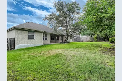 11918 Loomis Drive, Austin, TX 78738 - Photo 16