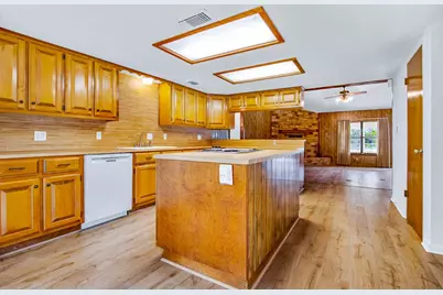 298 Jenkins. Road, Cedar Creek, TX 78612 - Photo 14