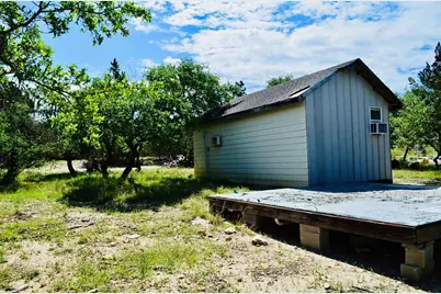 560 Longview Road, Dripping Springs, TX 78620 - Photo 14