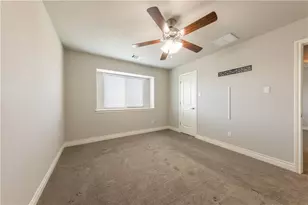 116 Mount Ellen St, Hutto, TX 78634 - Photo 22