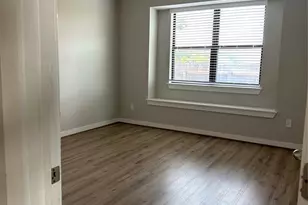 441 Fieldwood Dr, Buda, TX 78610 - Photo 8