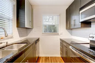 1110 W 22nd Street #13, Austin, TX 78705 - Photo 14