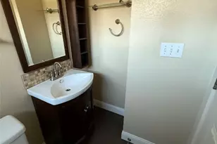 1313 Delano St, Austin, TX 78721 - Photo 16