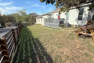 1313 Delano St, Austin, TX 78721 - Photo 28