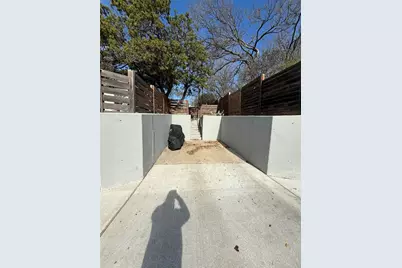 1313 Delano Street, Austin, TX 78721 - Photo 32