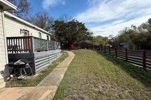 1313 Delano St, Austin, TX 78721 - Photo 28