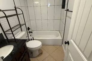 1313 Delano St, Austin, TX 78721 - Photo 6