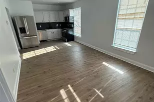 1313 Delano St, Austin, TX 78721 - Photo 4