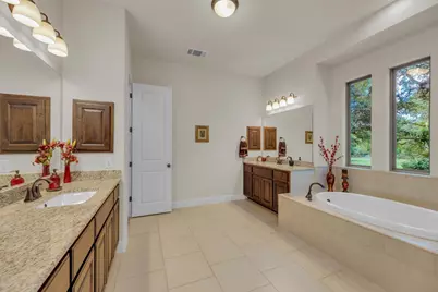 121 Umbrella Sky, Liberty Hill, TX 78642 - Photo 18