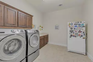 121 Umbrella Sky, Liberty Hill, TX 78642 - Photo 32