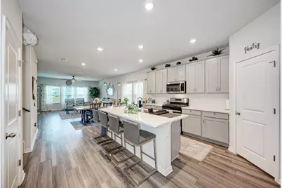 1646 Homestead Farms Drive, Round Rock, TX 78665 - Photo 6