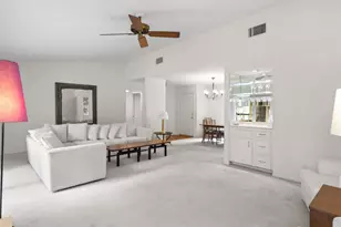 5724 N Scout Island Cir, Austin, TX 78731 - Photo 20